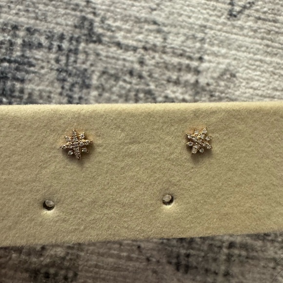 Sydney Evan Starburst Diamond Stud Earrings 14k Rose Gold Pair - Picture 3 of 7